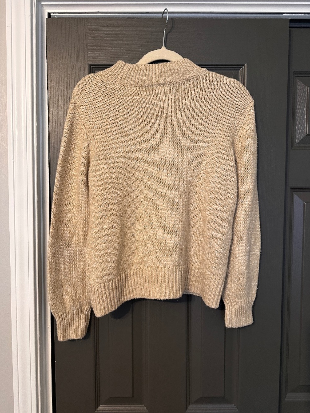 Tan Gap Crew Neck Knit Sweater - Medium - Picture 3 of 4